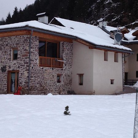 Maso Toneto Hotel Castello-Molina di Fiemme ภายนอก รูปภาพ
