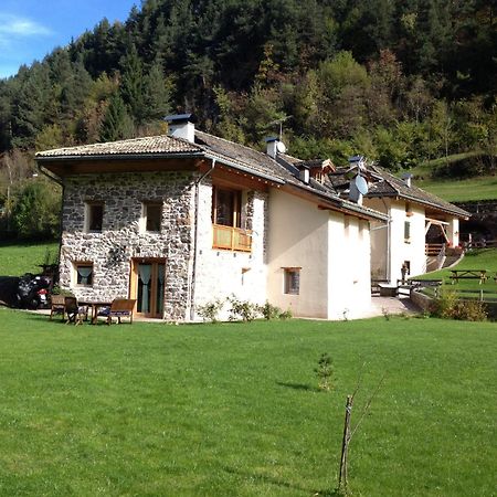 Maso Toneto Hotel Castello-Molina di Fiemme ภายนอก รูปภาพ