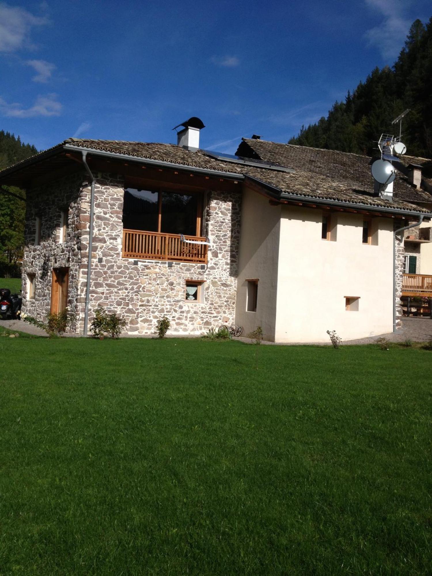 Maso Toneto Hotel Castello-Molina di Fiemme ภายนอก รูปภาพ