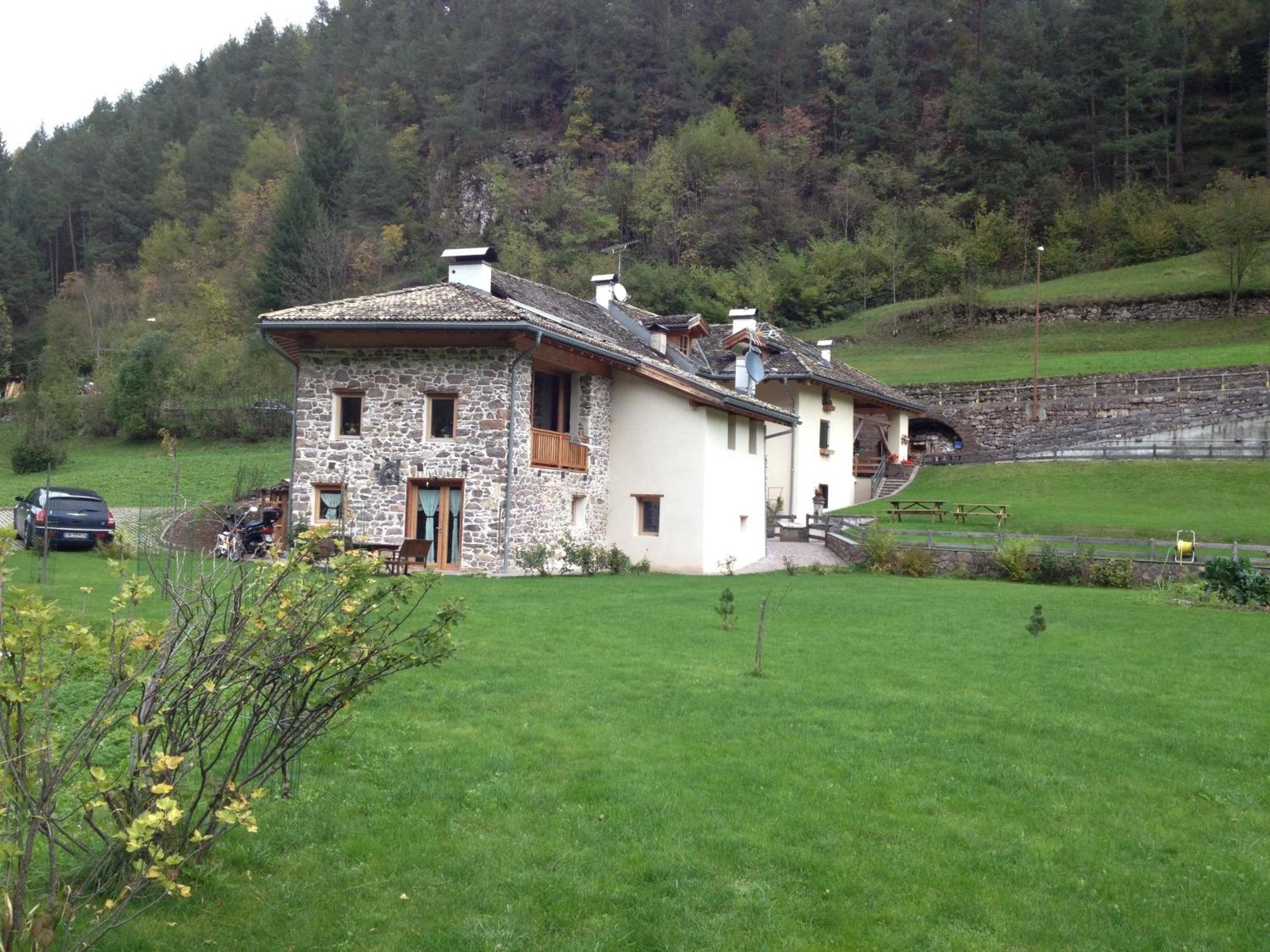 Maso Toneto Hotel Castello-Molina di Fiemme ภายนอก รูปภาพ