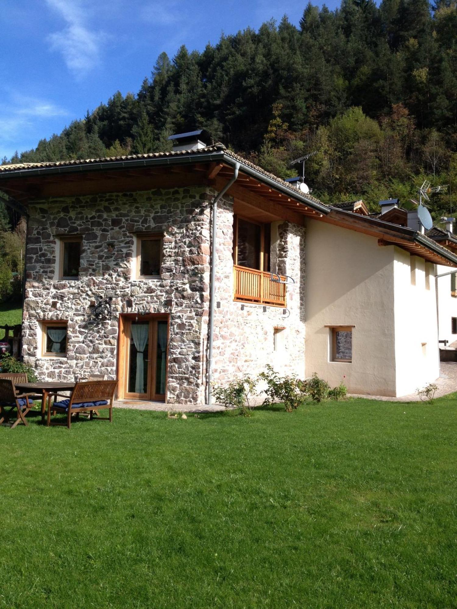 Maso Toneto Hotel Castello-Molina di Fiemme ภายนอก รูปภาพ